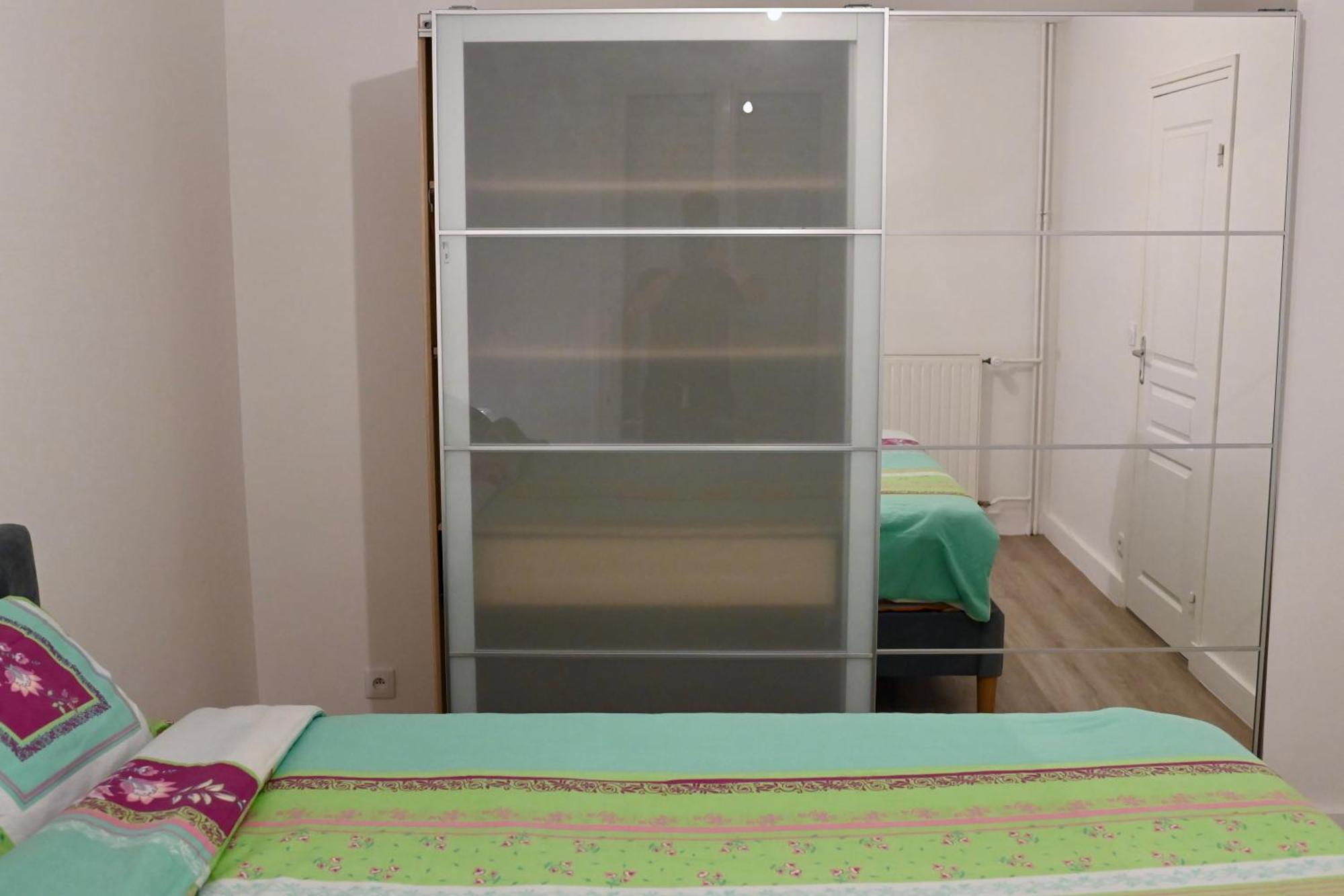 Cosy Colour Place Apartment Вилие-сюр-Марн Екстериор снимка