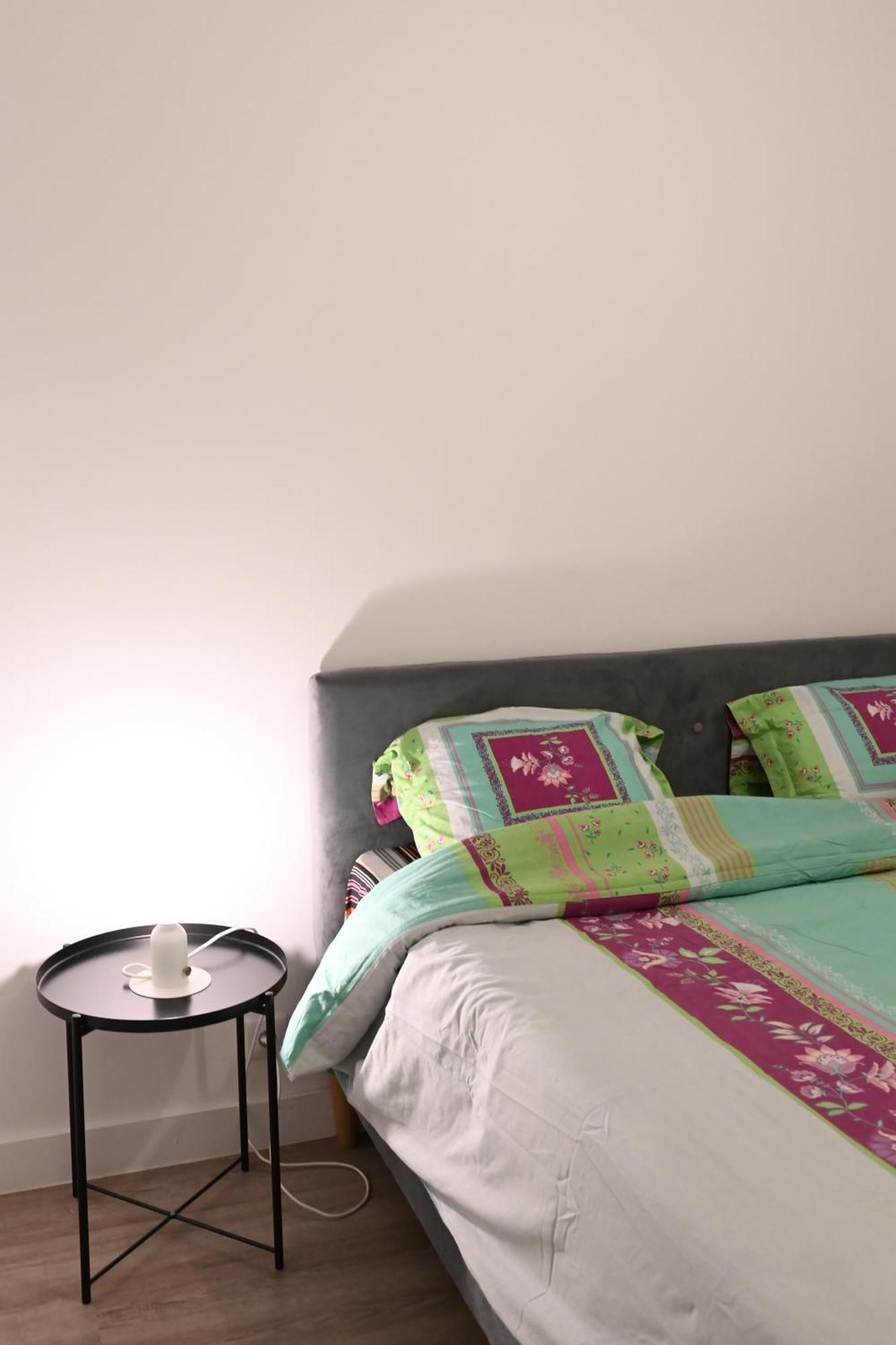 Cosy Colour Place Apartment Вилие-сюр-Марн Екстериор снимка